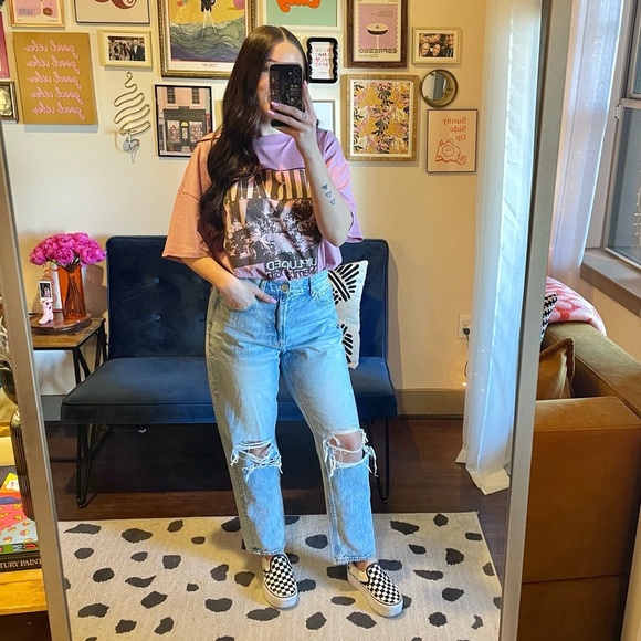 American Eagle Distressed Mom Jean - Picture 7 of 9